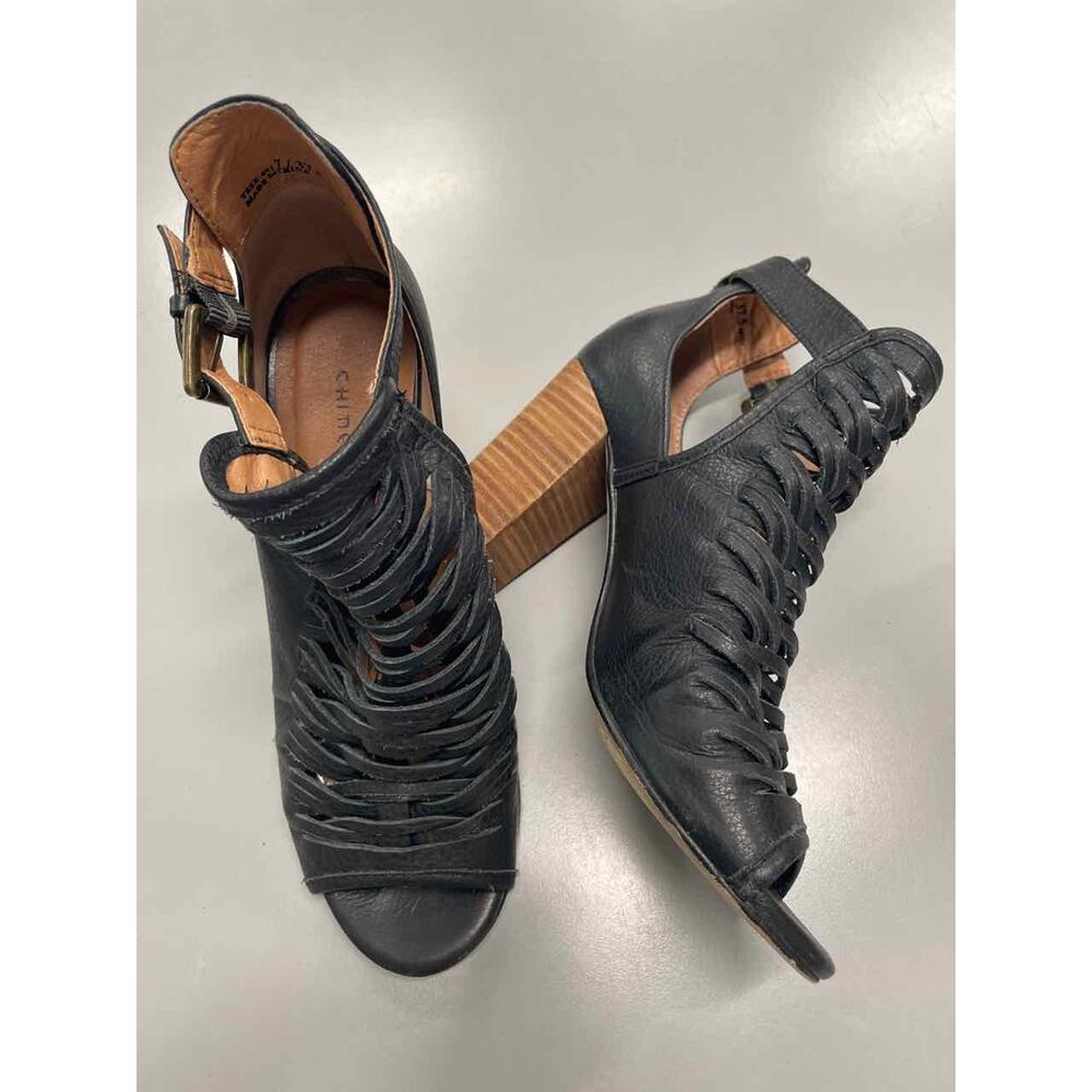 7 - Chinese Laundry Heals